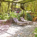 Chateau Du Bu 4*