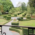 Chateau Du Bu 4*