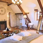 Chateau Du Bu