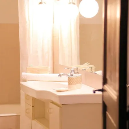 Chateau Du Bu ホテル