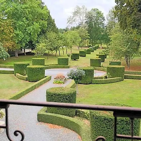 Chateau Du Bu