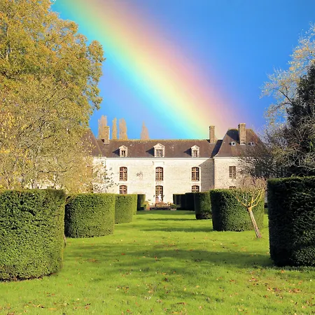 Hotel Chateau Du Bu 4*